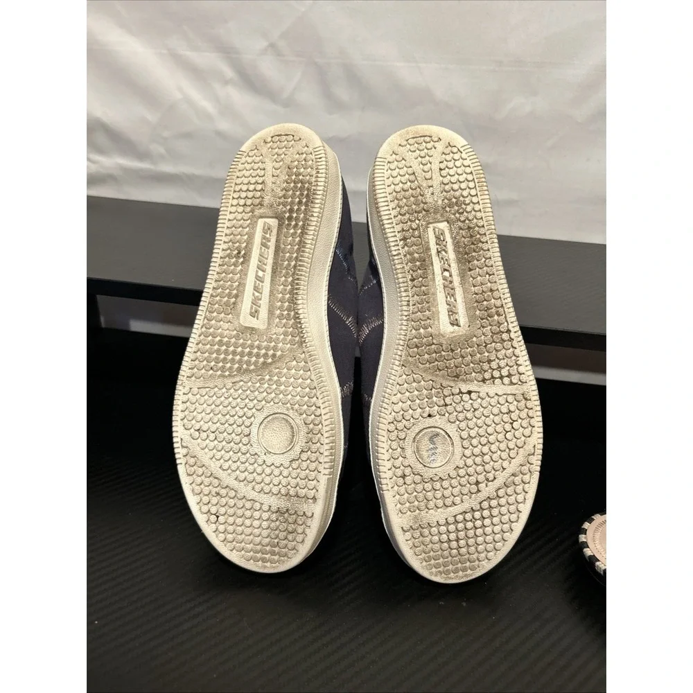 Skechers Madison Ave‎ Take A Walk Sneakers Size 7.5